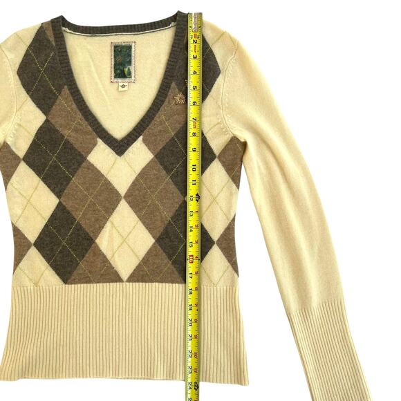 Burning Torch 100% Cashmere Argyle Sweater Beaded Detail Beige M
Retail $295 - Picture 4 of 9